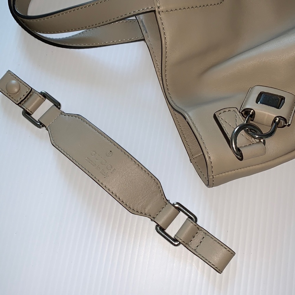 Authentic Gucci tote/backpack - Picture 6 of 16